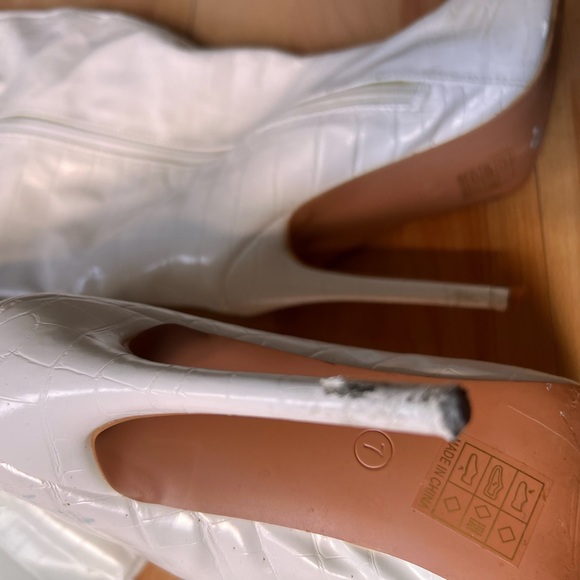 White Knee-High croc print stiletto PLT Boots - Picture 7 of 9